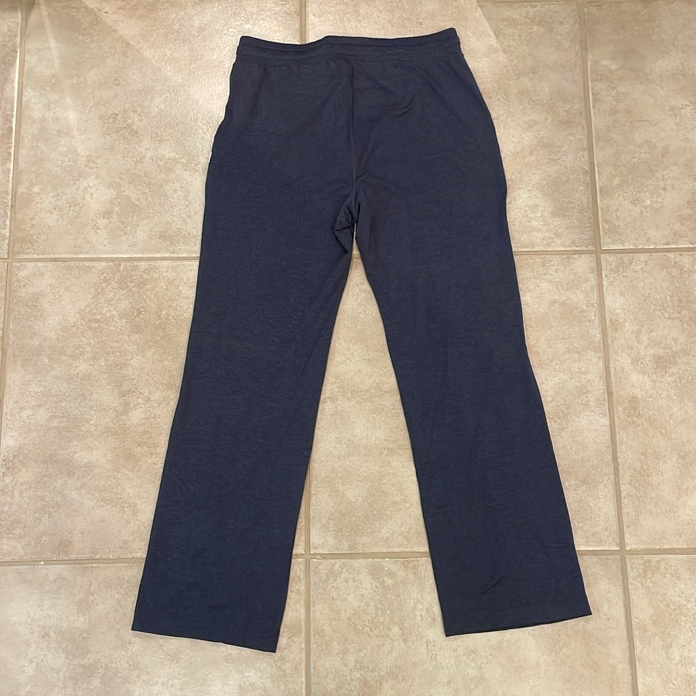 Vuori Navy Halo Wide Leg Pant Short - Picture 3 of 8